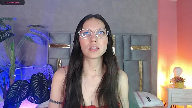 Bianca ks online show from November 8, 2025, 3:10 am