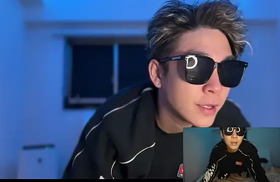 Snapshot of guerrilla_gansya722 chatting on February 10, 2025, 1:11 pm guerrilla gansya722 online show from February 10, 2025, 1:11 pm