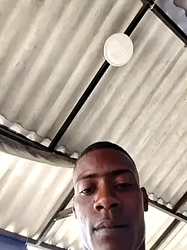 Snapshot of BeetledFlouter12 chatting on November 4, 2025, 6:55 pm BeetledFlouter12 online show from November 4, 2025, 6:55 pm