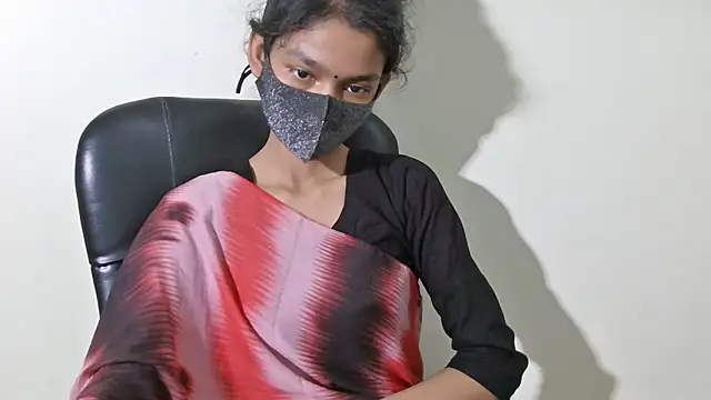 Srabontii online show from May 18, 2026, 4:23 pm