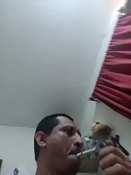 Snapshot of Hugoloco2 chatting on February 27, 2026, 9:31 am Hugoloco2 online show from February 27, 2026, 9:31 am