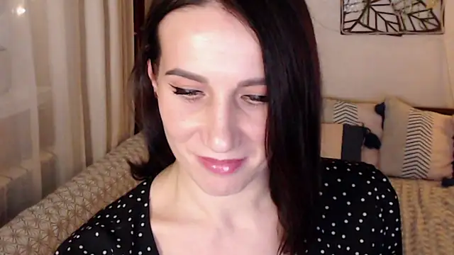 Snapshot of pepper_milf chatting on January 10, 2025, 4:20 pm pepper milf online show from January 10, 2025, 4:20 pm