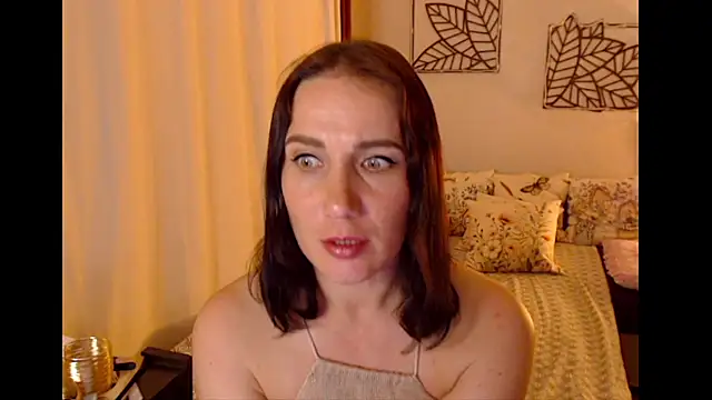 Snapshot of pepper_milf chatting on July 9, 2026, 7:46 pm pepper milf online show from July 9, 2026, 7:46 pm