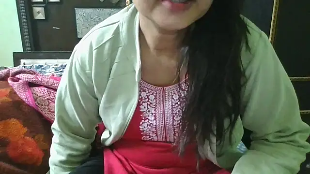 couplesuni online show from January 14, 2026, 6:28 am