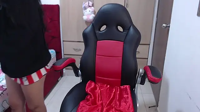 kayla k18 online show from March 6, 2026, 8:48 pm