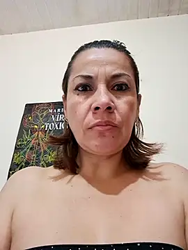 Snapshot of Zaralu_ chatting on May 16, 2026, 1:32 pm Zaralu online show from May 16, 2026, 1:32 pm