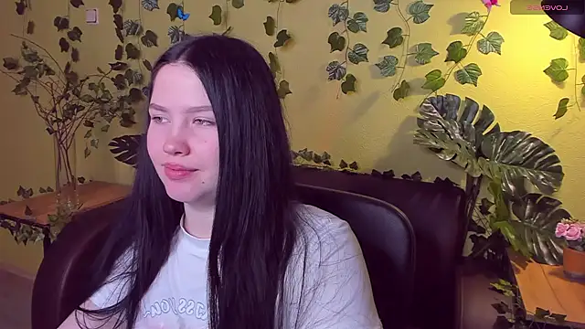 Snapshot of MaryAriel chatting on March 20, 2025, 3:56 am MaryAriel online show from March 20, 2025, 3:56 am