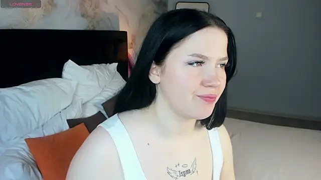 Snapshot of MaryAriel chatting on March 17, 2025, 6:07 am MaryAriel online show from March 17, 2025, 6:07 am