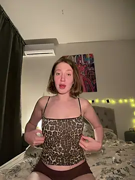 Snapshot of Sophie_Avory chatting on May 28, 2026, 10:26 pm Sophie Avory online show from May 28, 2026, 10:26 pm