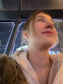 Snapshot of Sophie_Avory chatting on April 8, 2026, 5:58 pm Sophie Avory online show from April 8, 2026, 5:58 pm