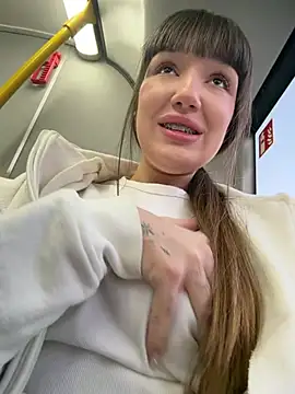 Snapshot of Sophie_Avory chatting on April 10, 2026, 4:47 pm Sophie Avory online show from April 10, 2026, 4:47 pm