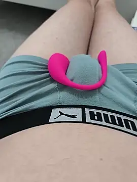 geilehecke1 online show from October 30, 2025, 4:59 pm