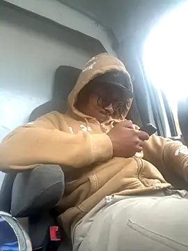 Snapshot of demonpt3 chatting on November 21, 2025, 4:50 pm demonpt3 online show from November 21, 2025, 4:50 pm