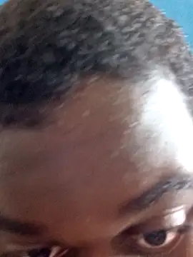 Jeanlaurent972 online show from October 27, 2025, 6:20 pm