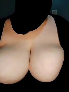 Snapshot of tota_ chatting on December 26, 2024, 9:33 am tota online show from December 26, 2024, 9:33 am