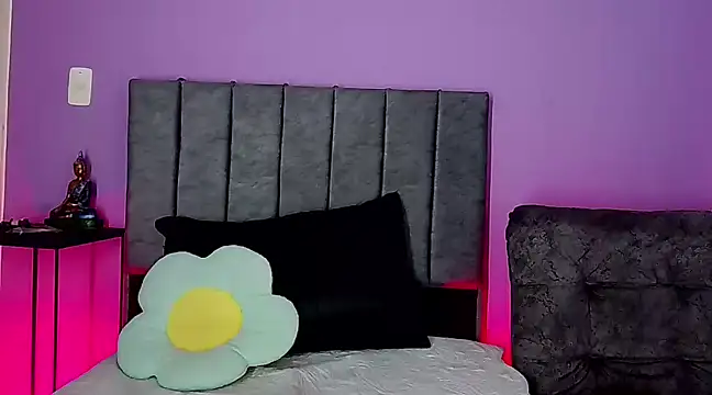 GabrielaMK online show from March 9, 2025, 11:36 am