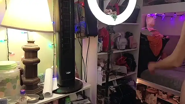 cunty tranny lydia online show from March 27, 2026, 5:16 am