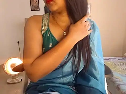 Snapshot of GoldnessAishu chatting on January 10, 2026, 7:04 am GoldnessAishu online show from January 10, 2026, 7:04 am