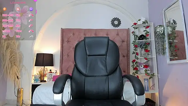 LadyAvalon online show from September 18, 2025, 5:38 pm