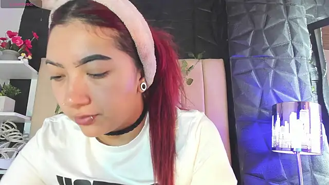 Snapshot of Mia_Rinn chatting on January 15, 2026, 2:09 pm Mia Rinn online show from January 15, 2026, 2:09 pm