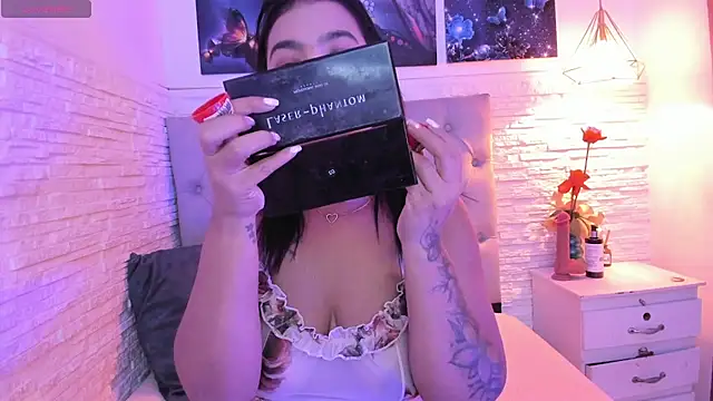 Snapshot of graceymilf666 chatting on March 9, 2025, 11:25 am graceymilf666 online show from March 9, 2025, 11:25 am