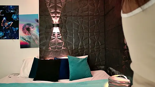 graceymilf666 online show from November 21, 2025, 11:20 am