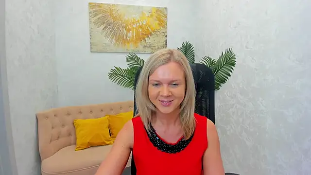 Snapshot of AgathaKlouin chatting on March 6, 2025, 7:43 pm AgathaKlouin online show from March 6, 2025, 7:43 pm