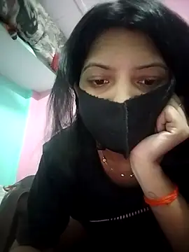 Hotty-Divya online show from April 29, 2026, 3:00 am