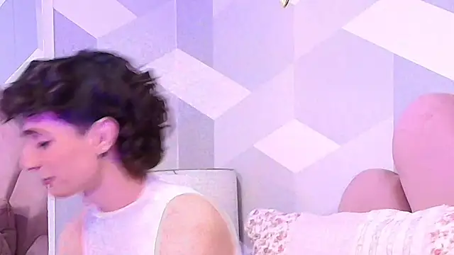 KylieMonnett online show from September 24, 2025, 11:32 pm