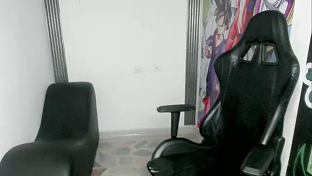 zacariasss  online show from December 28, 2024, 5:55 am