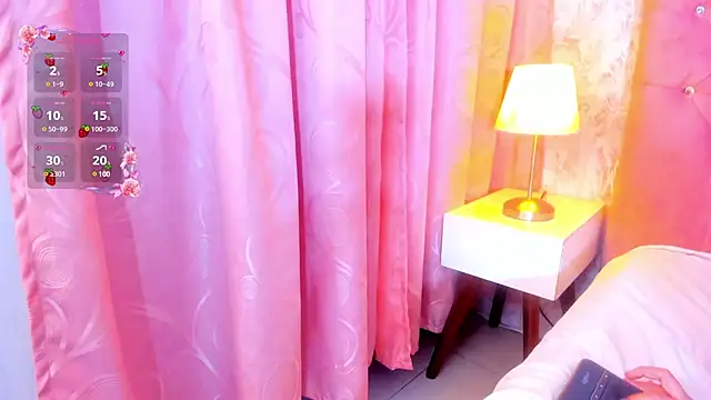 Elii ross online show from March 18, 2025, 7:44 pm