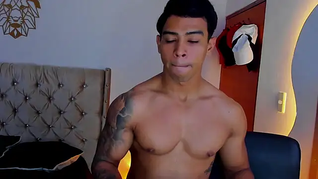 Snapshot of Andrew_wolf7 chatting on January 15, 2026, 1:42 am Andrew wolf7 online show from January 15, 2026, 1:42 am