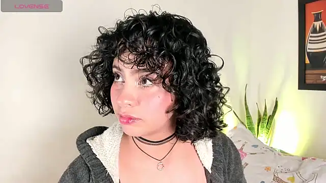 Snapshot of adriannyp_1 chatting on April 19, 2026, 6:47 am adriannyp 1 online show from April 19, 2026, 6:47 am