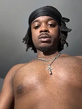 Snapshot of SluttyLyfe4L chatting on May 22, 2026, 5:00 pm SluttyLyfe4L online show from May 22, 2026, 5:00 pm