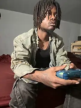 Snapshot of SluttyLyfe4L chatting on November 16, 2025, 12:21 pm SluttyLyfe4L online show from November 16, 2025, 12:21 pm