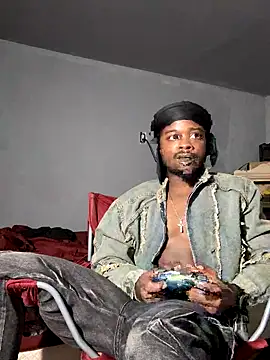 Snapshot of SluttyLyfe4L chatting on November 15, 2025, 7:40 pm SluttyLyfe4L online show from November 15, 2025, 7:40 pm