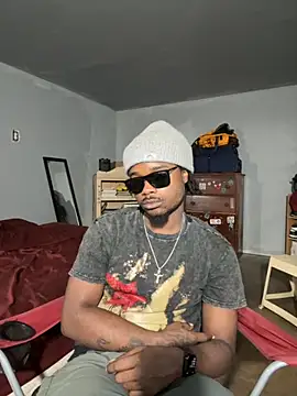 Snapshot of SluttyLyfe4L chatting on October 21, 2025, 7:24 pm SluttyLyfe4L online show from October 21, 2025, 7:24 pm