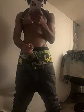 Snapshot of SluttyLyfe4L chatting on January 14, 2025, 11:10 am SluttyLyfe4L online show from January 14, 2025, 11:10 am