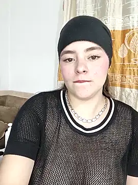 Madison Garcia online show from April 17, 2026, 2:25 am