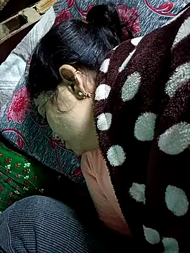 Snapshot of Lustyful_Couple chatting on December 17, 2025, 11:54 pm Lustyful Couple online show from December 17, 2025, 11:54 pm