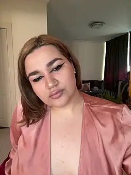 Snapshot of Leya__Droit chatting on February 22, 2025, 8:07 am Leya Droit online show from February 22, 2025, 8:07 am