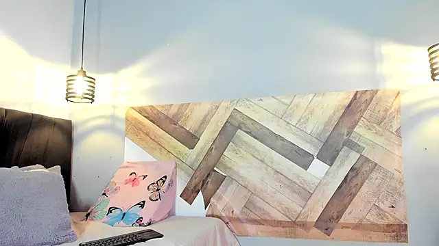 DailaSmith online show from February 21, 2026, 3:36 pm