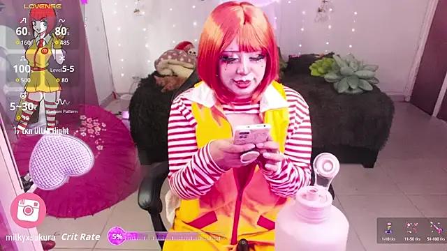 MilkyXSakura online show from September 26, 2025, 9:43 pm