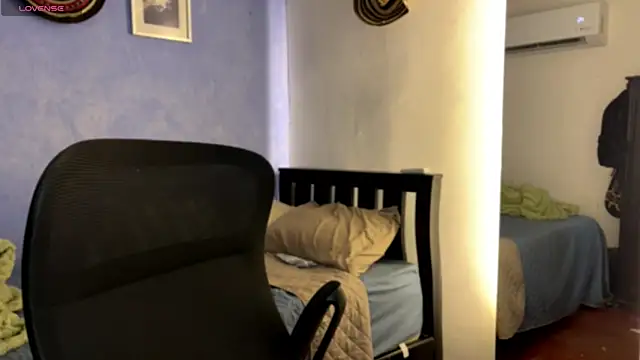 Xander bonnet1 online show from September 10, 2025, 11:53 am