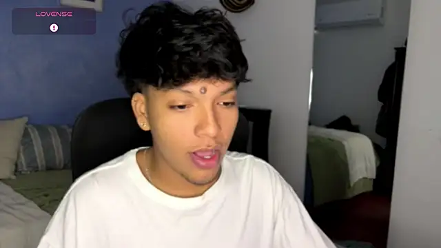 Xander bonnet1 online show from September 18, 2025, 11:13 am