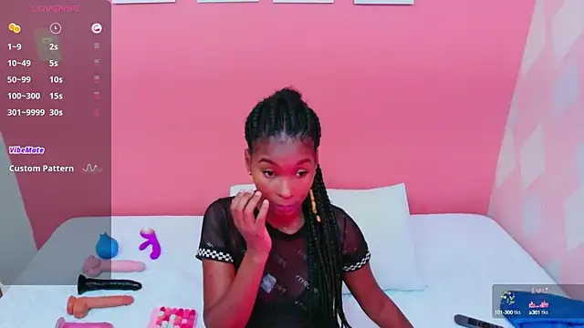 petitelittleebony online show from September 11, 2025, 7:25 pm