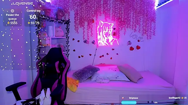 Snapshot of cat_kitty18_ chatting on March 14, 2025, 9:21 pm cat kitty18 online show from March 14, 2025, 9:21 pm