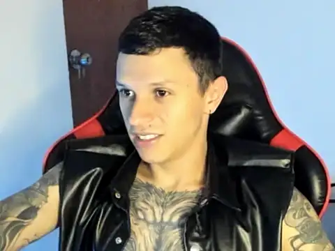 goodboy69l online show from May 16, 2026, 5:34 pm