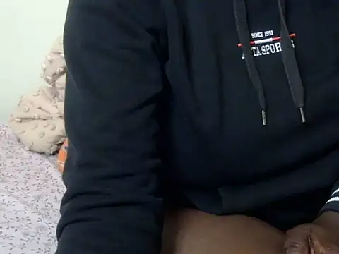 Snapshot of Big_boobyy chatting on November 6, 2025, 9:19 pm Big boobyy online show from November 6, 2025, 9:19 pm