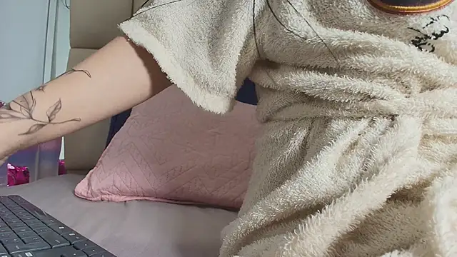 Snapshot of mss_mar chatting on December 16, 2025, 3:11 am mss mar online show from December 16, 2025, 3:11 am